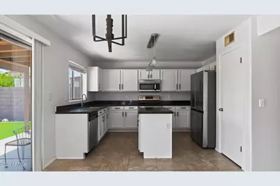 3619 N 104th Drive, Avondale, AZ 85392 - Photo 10