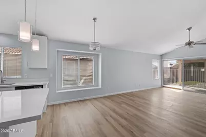 8343 W Audrey Lane, Peoria, AZ 85382 - Photo 6