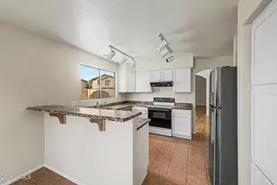 3706 W Tonopah Dr, Glendale, AZ 85308 - Photo 14