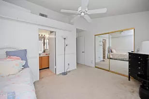 4114 E Union Hills Dr, Phoenix, AZ 85050 - Photo 14