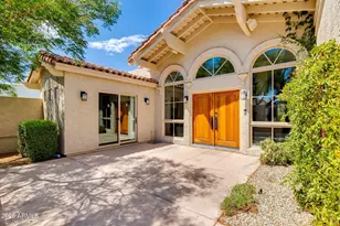2412 E Solano Dr, Phoenix, AZ 85016 - Photo 2