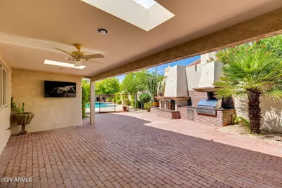 2412 E Solano Drive, Phoenix, AZ 85016 - Photo 12