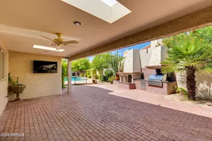 2412 E Solano Dr, Phoenix, AZ 85016 - Photo 12