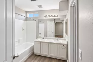 8520 W Palm Ln, Phoenix, AZ 85037 - Photo 16