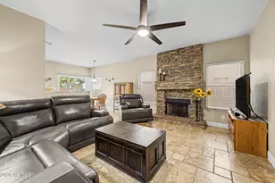 1522 E Beacon Dr, Gilbert, AZ 85234 - Photo 6