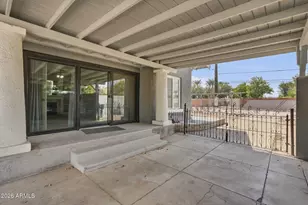 218 N Washington St, Chandler, AZ 85225 - Photo 34
