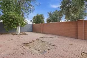 218 N Washington St, Chandler, AZ 85225 - Photo 40