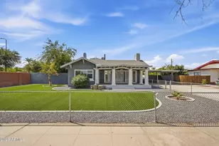 218 N Washington St, Chandler, AZ 85225 - Photo 1