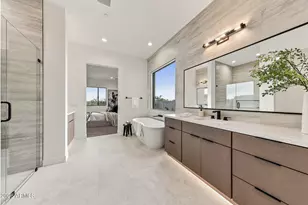 1708 E Creek Canyon Rd, Phoenix, AZ 85086 - Photo 32