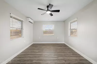 6722 N 24th Drive, Phoenix, AZ 85015 - Photo 12