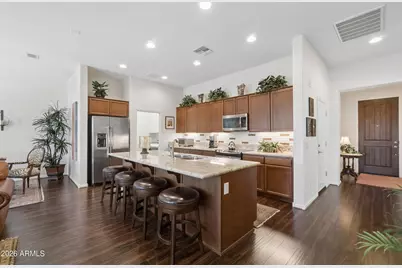 16339 W Piccadilly Road, Goodyear, AZ 85395 - Photo 4