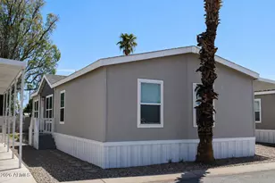2060 N Center St, Mesa, AZ 85201 - Photo 2