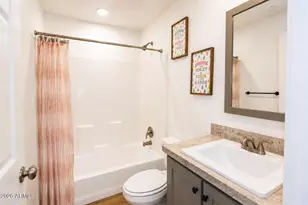 2060 N Center St, Mesa, AZ 85201 - Photo 10