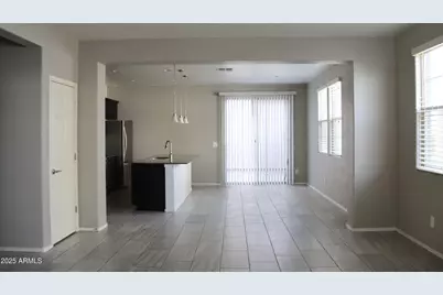 250 N Sandal --, Mesa, AZ 85205 - Photo 2