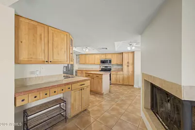10212 S 44th Way, Phoenix, AZ 85044 - Photo 14