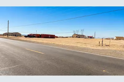 35563 W Salome Highway #2, Tonopah, AZ 85354 - Photo 2