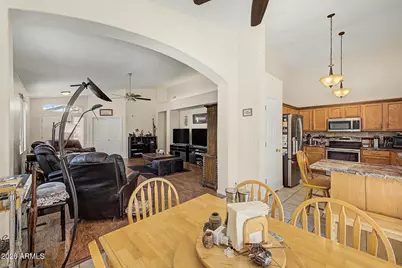 7355 E Lobo Avenue, Mesa, AZ 85209 - Photo 10