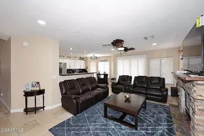 25224 N 66th Drive, Phoenix, AZ 85083 - Photo 16