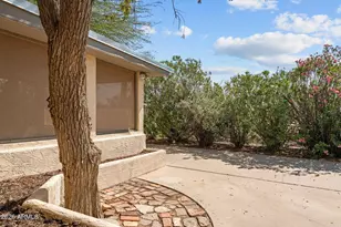 205 N Cucuracha St, Wickenburg, AZ 85390 - Photo 20