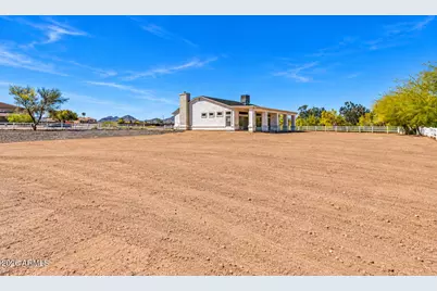 19218 E Hunt Highway, Queen Creek, AZ 85142 - Photo 34