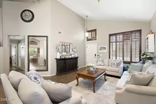 732 S Valle Verde, Mesa, AZ 85208 - Photo 4