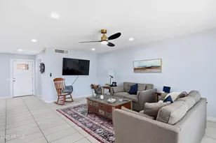 11025 W Campana Dr, Sun City, AZ 85351 - Photo 10