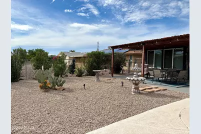 11025 W Campana Drive, Sun City, AZ 85351 - Photo 24
