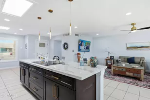 11025 W Campana Dr, Sun City, AZ 85351 - Photo 8