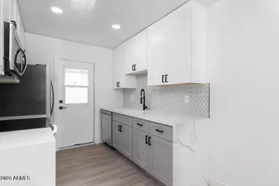 6616 E Avalon Drive #Apt 2, Scottsdale, AZ 85251 - Photo 4