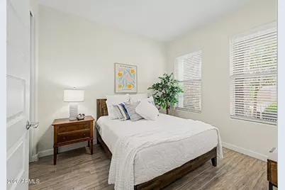 24884 N 171st Lane, Surprise, AZ 85387 - Photo 10