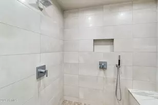 7120 E Kierland Blvd, Scottsdale, AZ 85254 - Photo 36