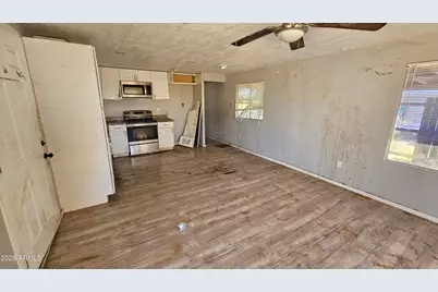 9113 E Butternut Avenue, Mesa, AZ 85208 - Photo 12