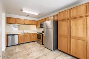 4114 E Union Hills Dr, Phoenix, AZ 85050 - Photo 4