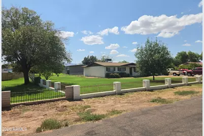 6633 W Ellis Drive, Laveen, AZ 85339 - Photo 1