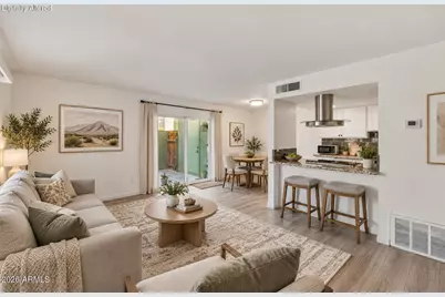 10229 N 8th Street #B, Phoenix, AZ 85020 - Photo 1
