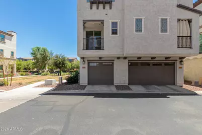 1697 E Hampton Lane, Gilbert, AZ 85295 - Photo 2