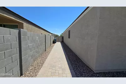 7080 E Eagle Nest Way, San Tan Valley, AZ 85143 - Photo 14