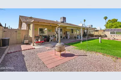 10340 W Hazelwood Avenue, Phoenix, AZ 85037 - Photo 16