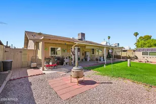 10340 W Hazelwood Ave, Phoenix, AZ 85037 - Photo 16