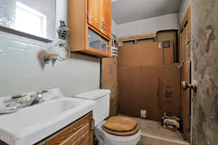 5838 N 64th Dr, Glendale, AZ 85301 - Photo 12
