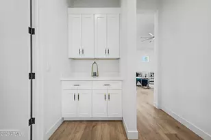 258 E Franklin Ave, Mesa, AZ 85210 - Photo 20