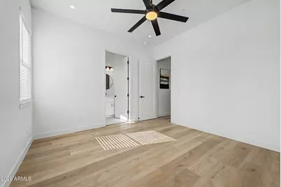 258 E Franklin Avenue, Mesa, AZ 85210 - Photo 26