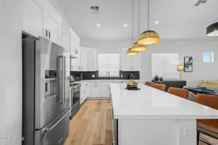 258 E Franklin Ave, Mesa, AZ 85210 - Photo 14