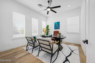 258 E Franklin Ave, Mesa, AZ 85210 - Photo 8