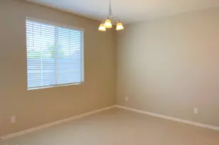 905 S Canal Dr, Chandler, AZ 85225 - Photo 4