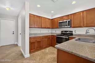 1328 S Heritage Dr, Gilbert, AZ 85296 - Photo 8