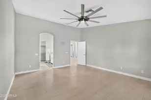 8566 W Keim Dr, Glendale, AZ 85305 - Photo 20