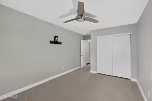 8566 W Keim Dr, Glendale, AZ 85305 - Photo 24