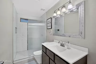 8566 W Keim Drive, Glendale, AZ 85305 - Photo 22