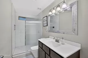 8566 W Keim Dr, Glendale, AZ 85305 - Photo 22